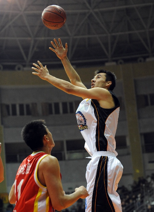 爱游戏下载-里程碑夜!新疆广汇队长鼓劲,欧篮联今晨刷纪录,管理层满意,赛季目标并未改变(新疆广汇17年夺冠阵容)