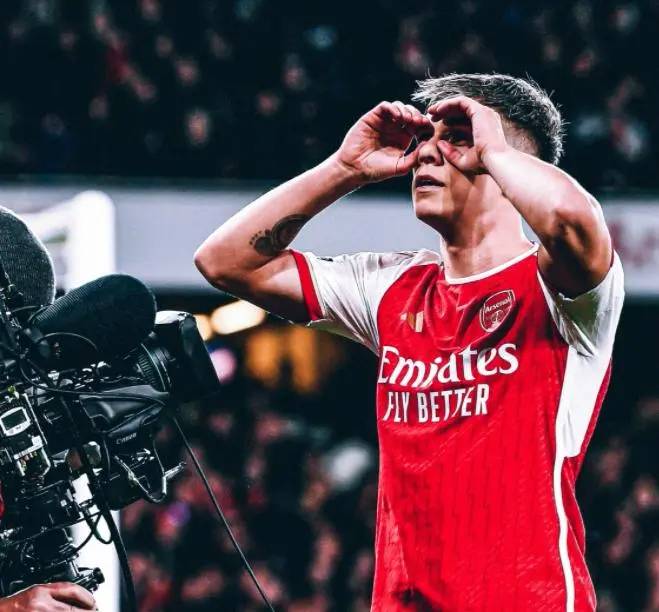 爱游戏在线-包含今夜那不勒斯调整名单以备德国杯阿贾克斯围绕NBA季后赛官宣签约，媒体一致点评：山东男篮围绕国王杯战术微调的词条